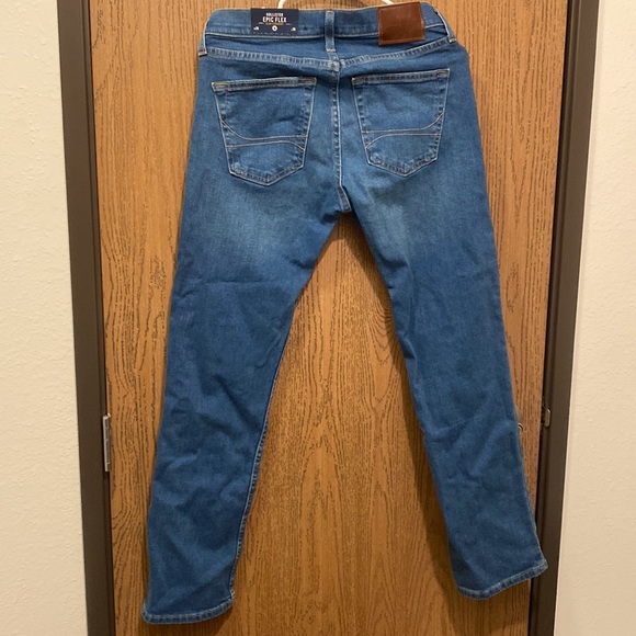 Hollister Slim Straight epic flex jeans. - Picture 4 of 5